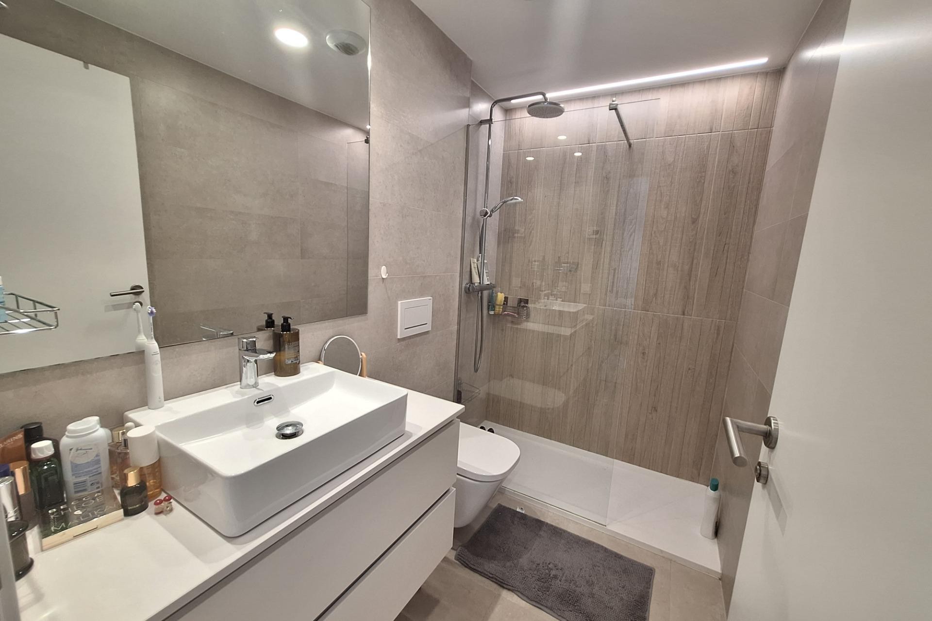 Zu verkaufen - Apartment -
San Juan Alicante - Frank espinós