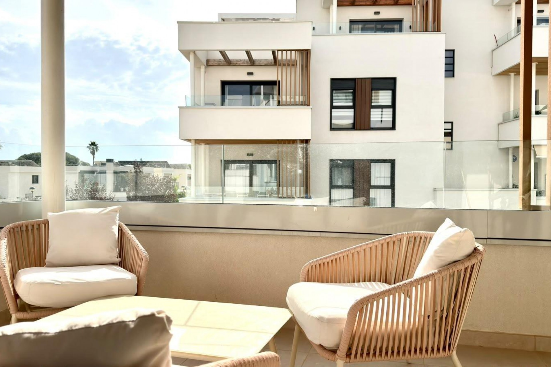 Zu verkaufen - Apartment -
San Juan Alicante - Frank espinós