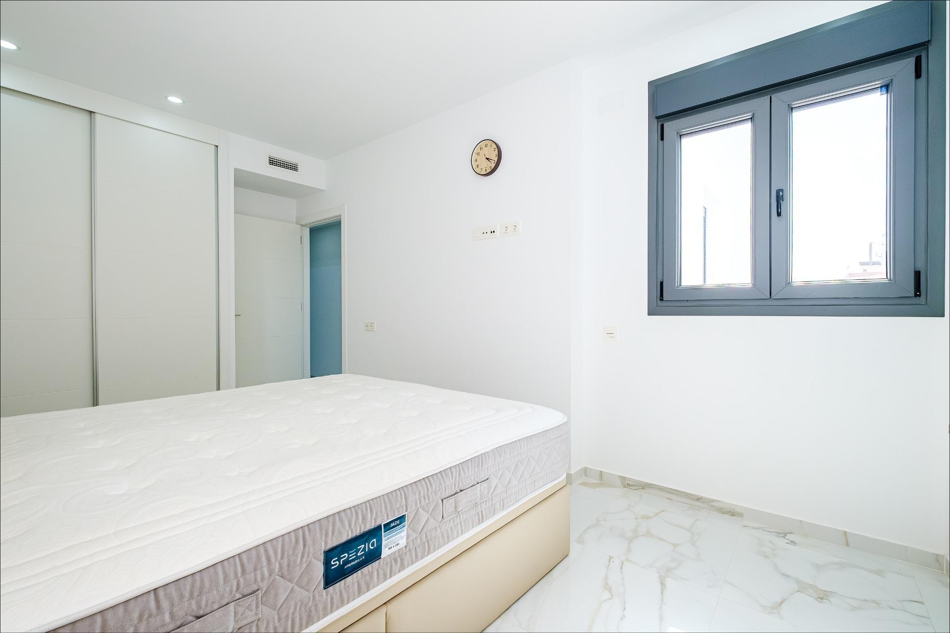 Zu verkaufen - Ático Dúplex -
Torrevieja - Playa del cura