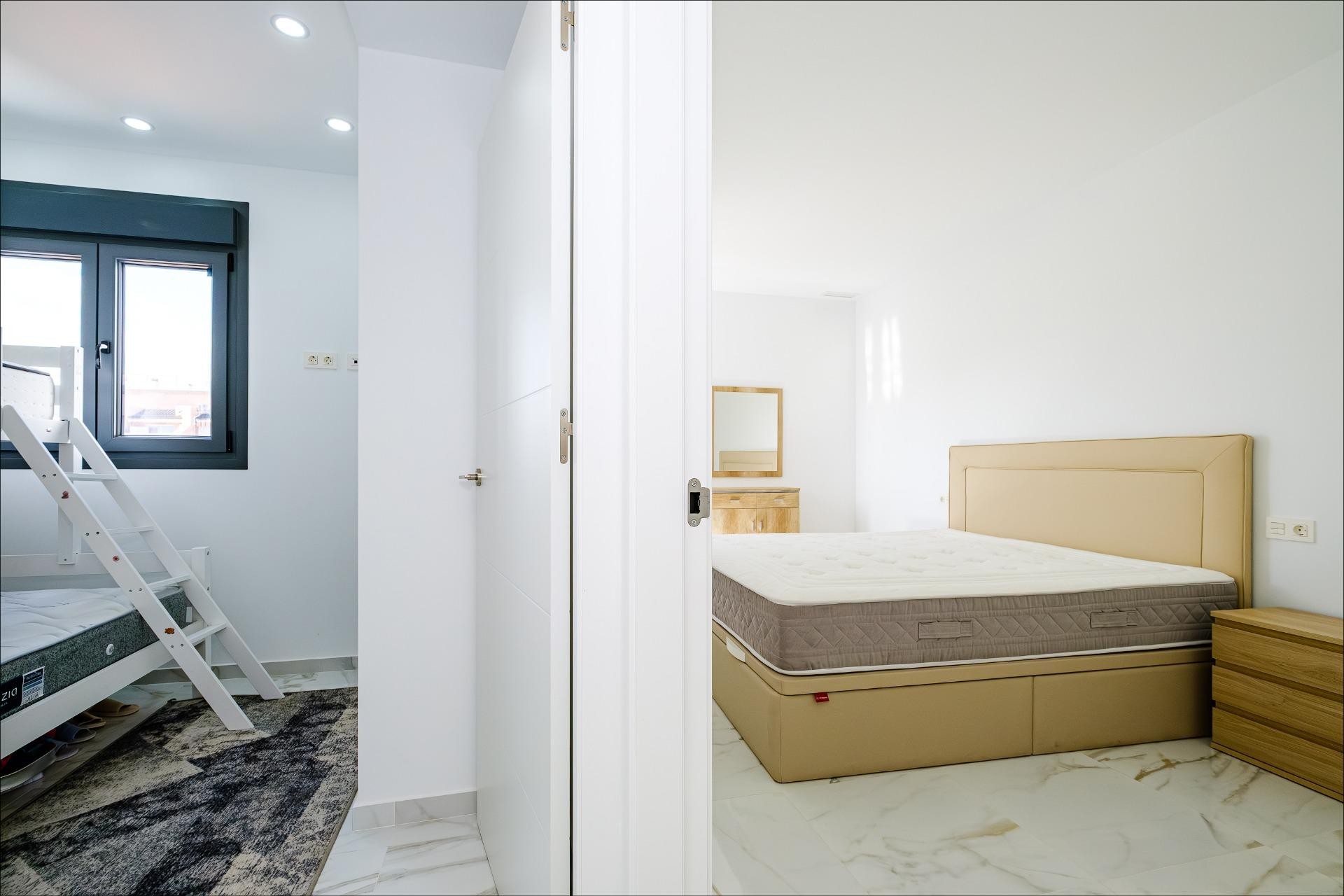 Zu verkaufen - Ático Dúplex -
Torrevieja - Playa del cura