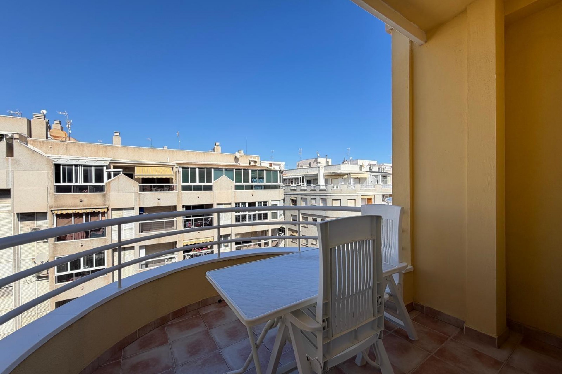 Zu verkaufen - Ático -
Torrevieja - Playa del cura