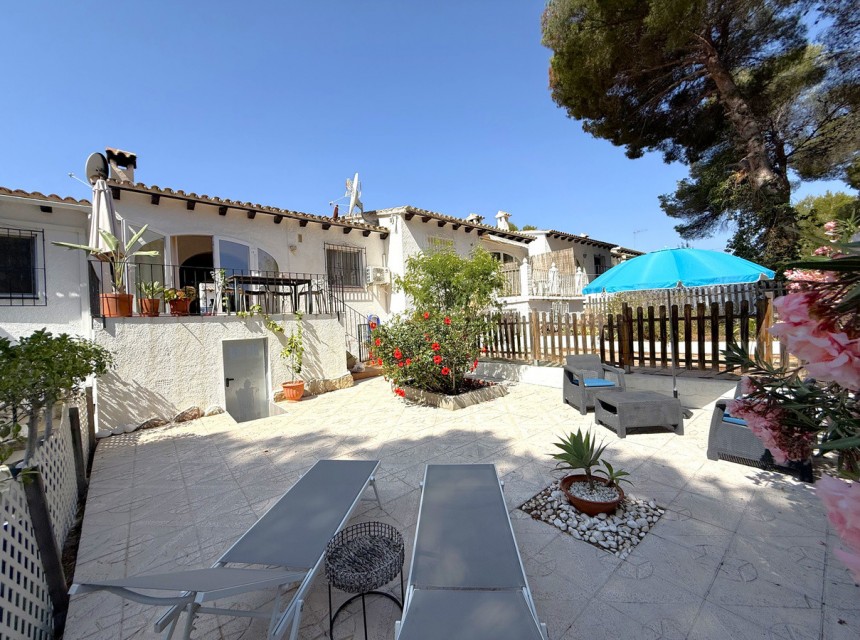 Zu verkaufen - Bungalow -
Moraira - Fanadix