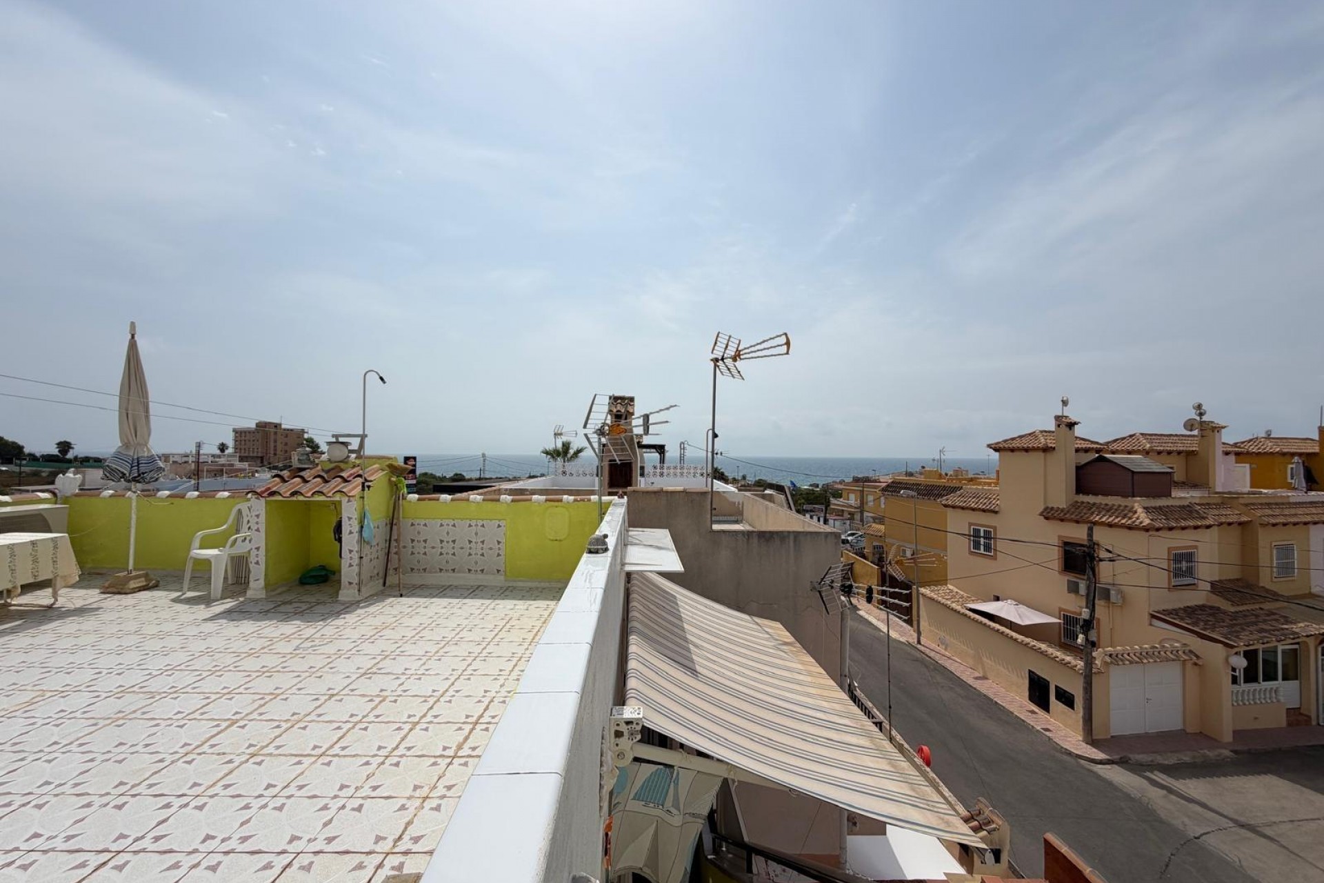 Zu verkaufen - Bungalow Planta Alta -
Torrevieja - Torreblanca