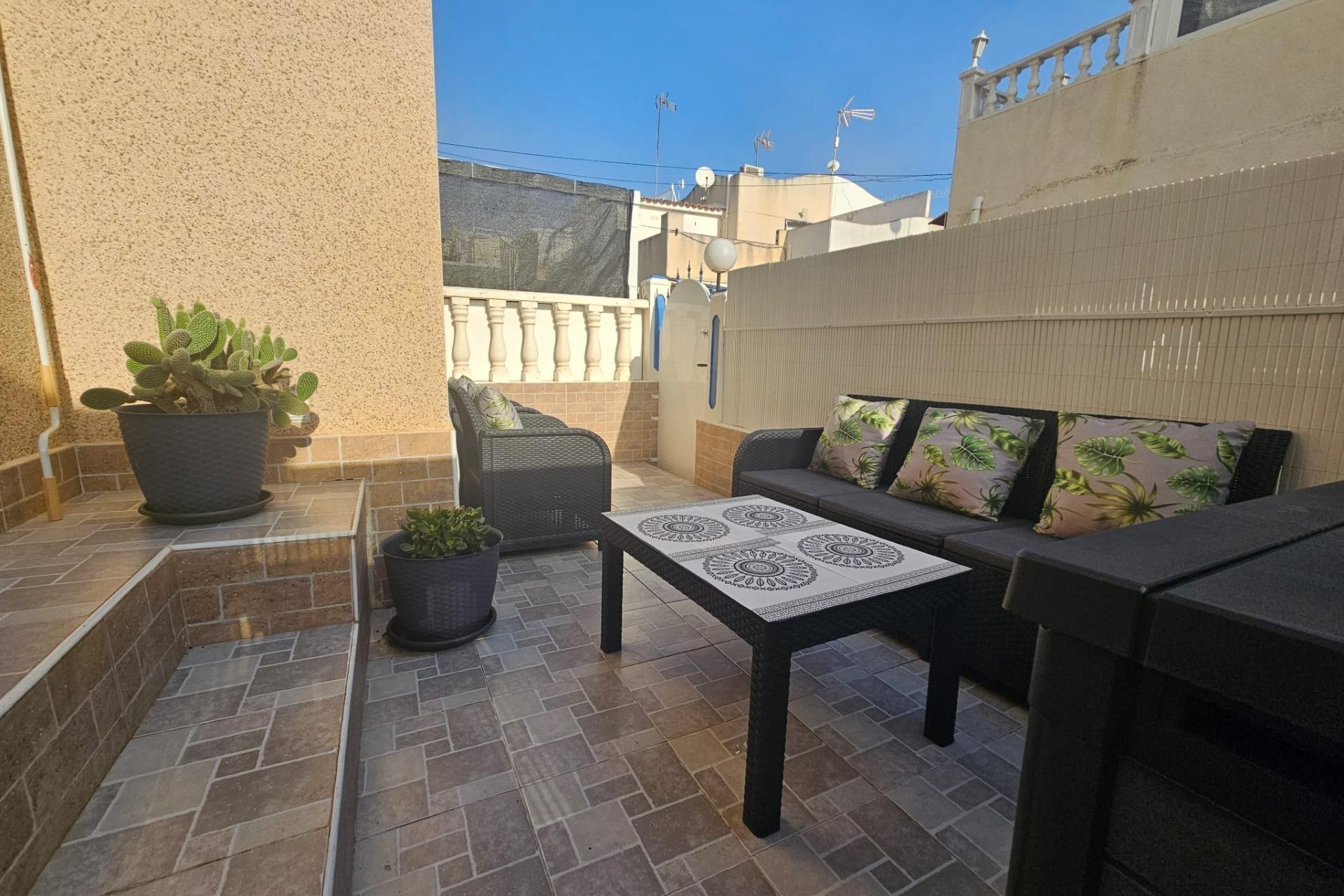 Zu verkaufen - Bungalow Planta Baja -
Torrevieja - Lago jardin