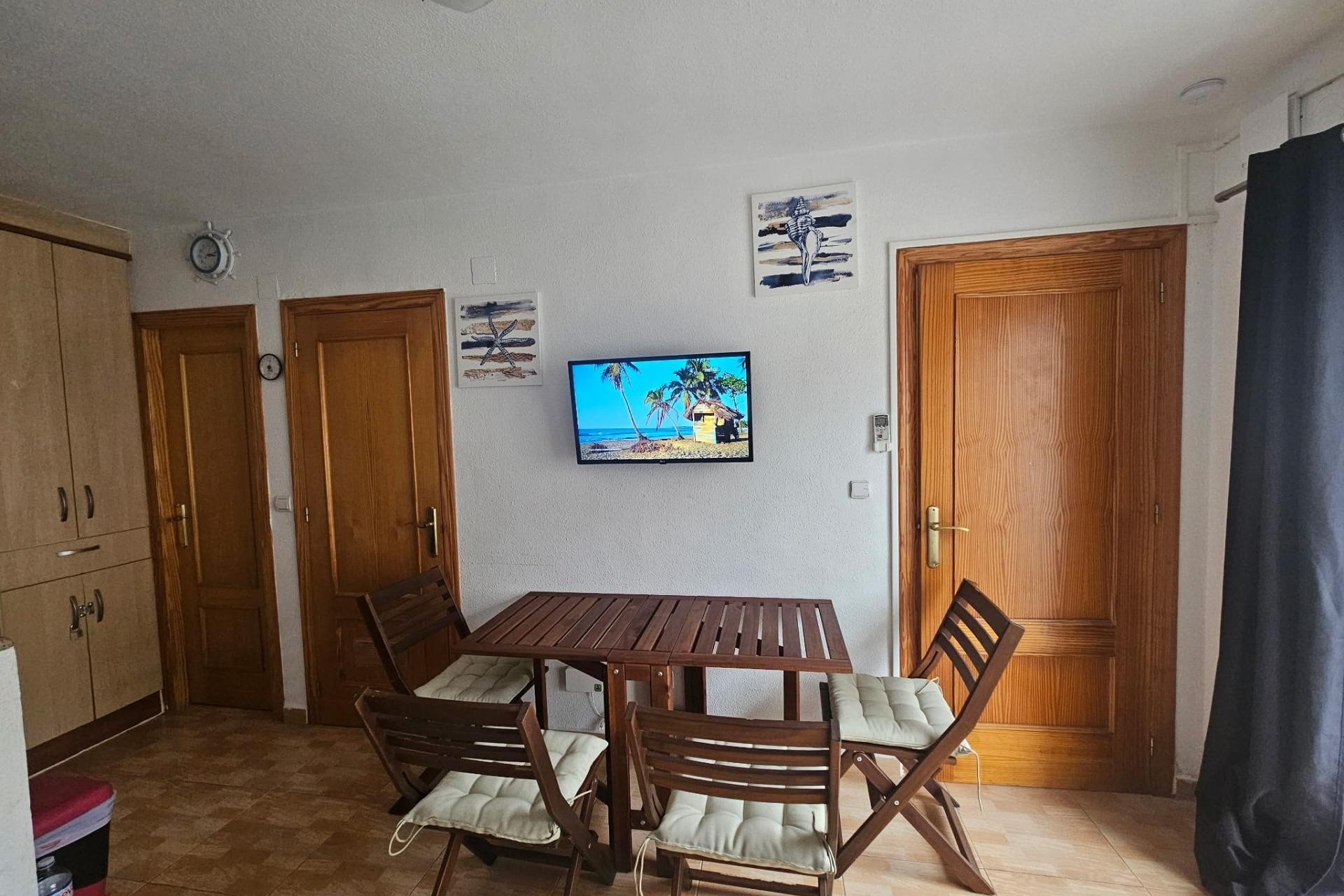Zu verkaufen - Bungalow Planta Baja -
Torrevieja - Lago jardin