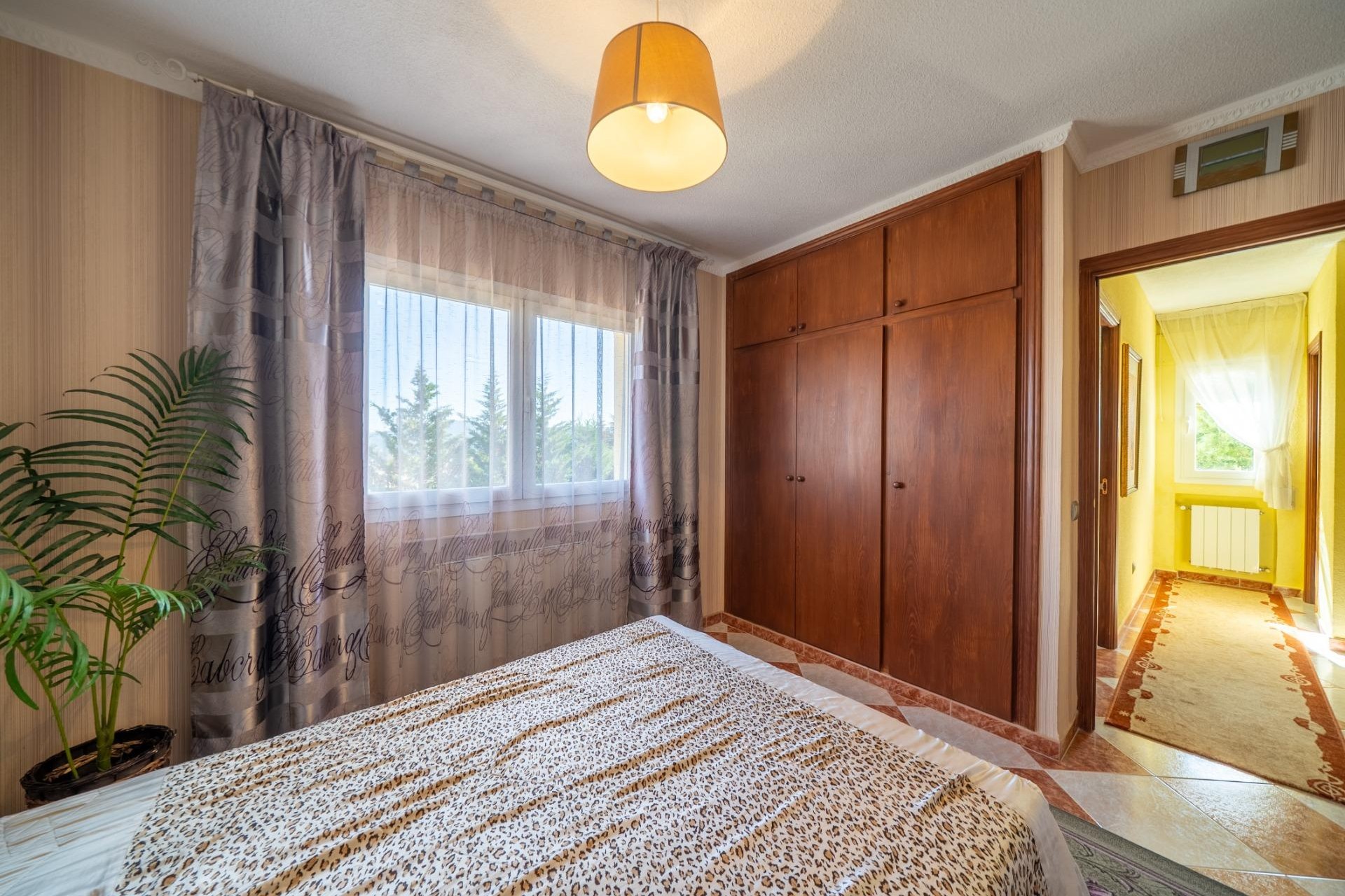 Zu verkaufen - Chalet -
San Martin de Valdeiglesias - Garnacho