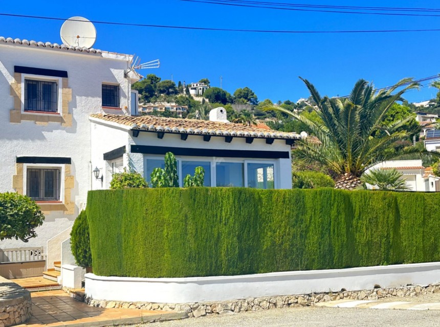 Zu verkaufen - Doppelhaushälfte Villa -
Moraira - Fanadix