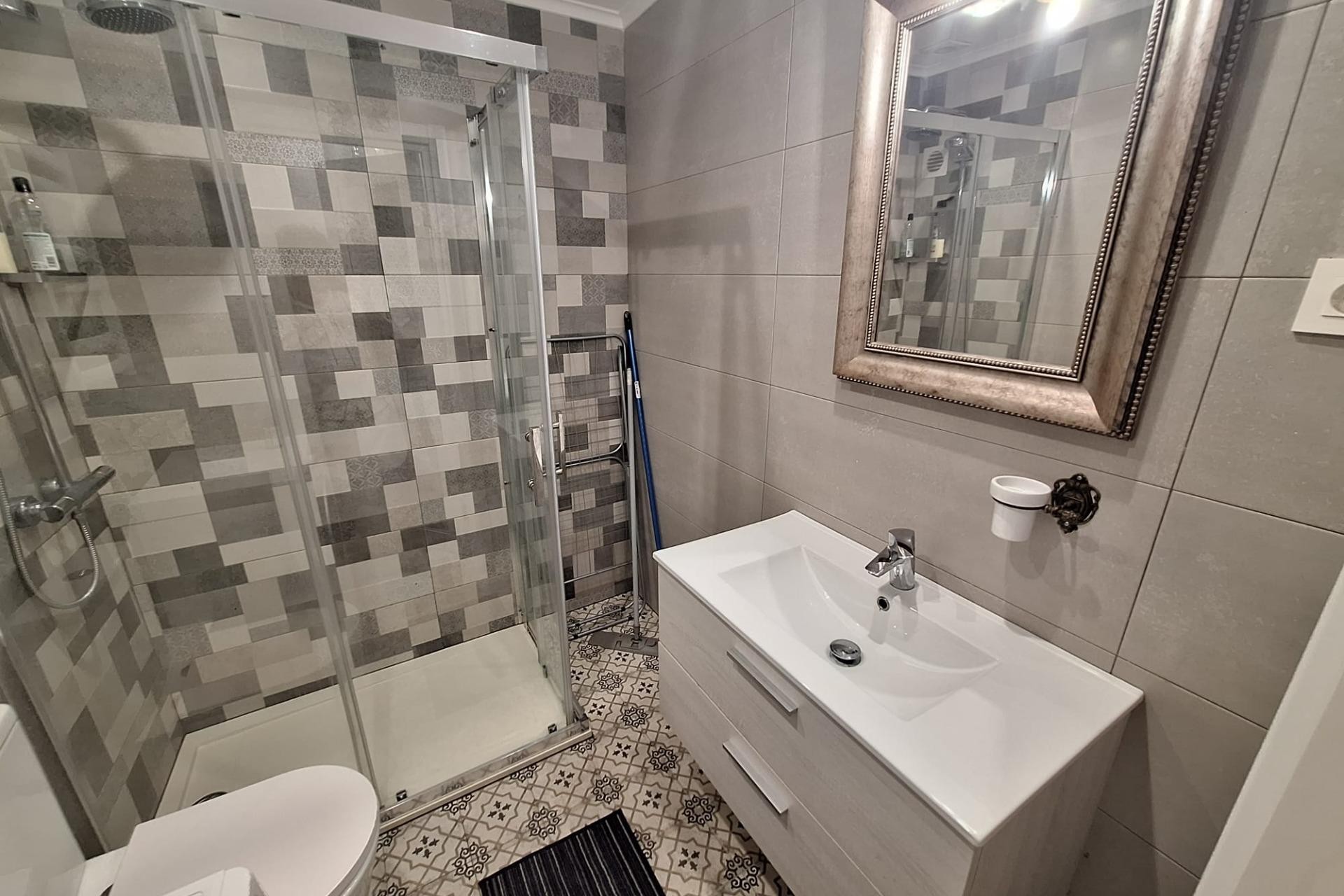 Zu verkaufen - Estudio -
Torrevieja - Playa del cura