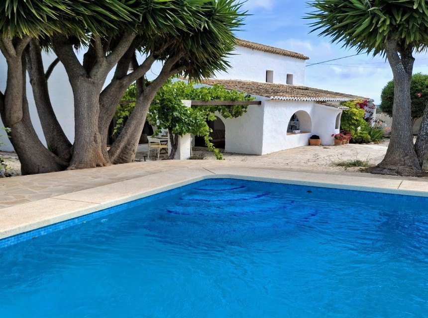 Zu verkaufen - Finca -
Benitachell