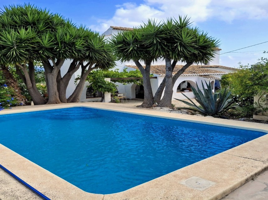 Zu verkaufen - Finca -
Benitachell