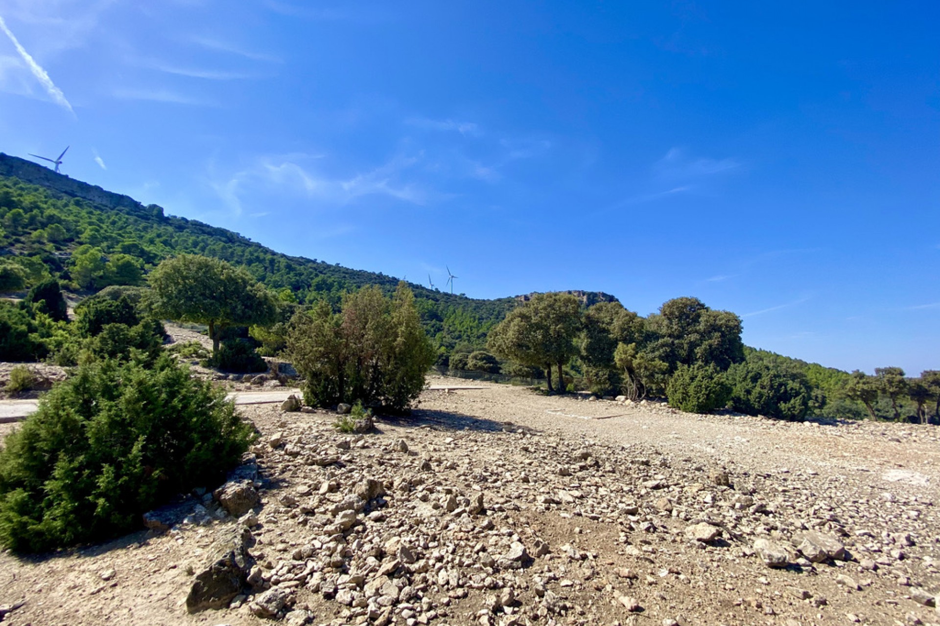 Zu verkaufen - Finca / Landgut -
Ayora - Valencia