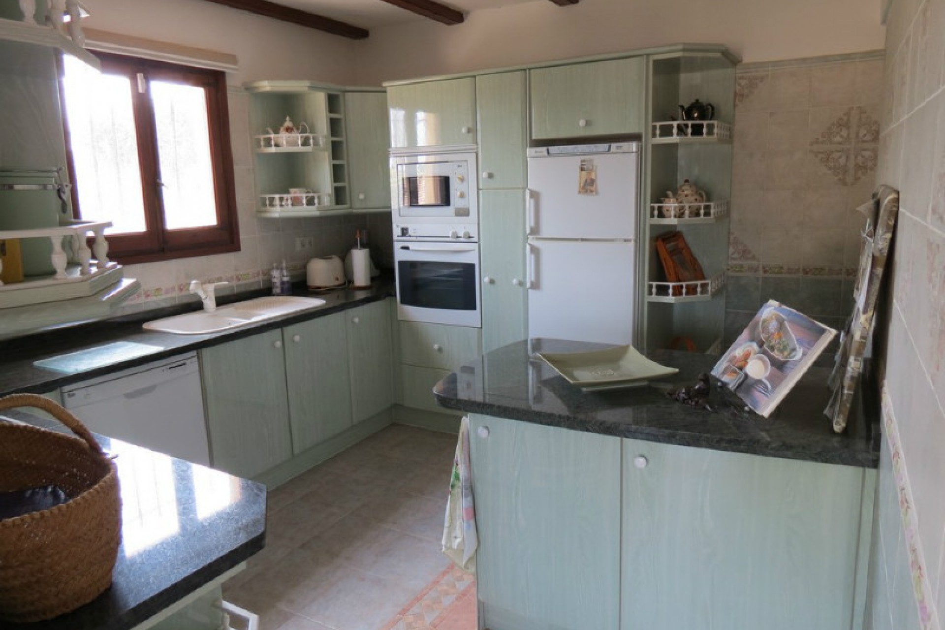 Zu verkaufen - Finca / Landgut -
Benissa