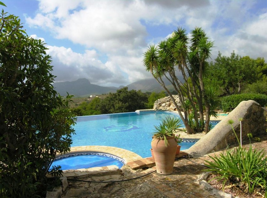 Zu verkaufen - Finca / Landgut -
Benissa