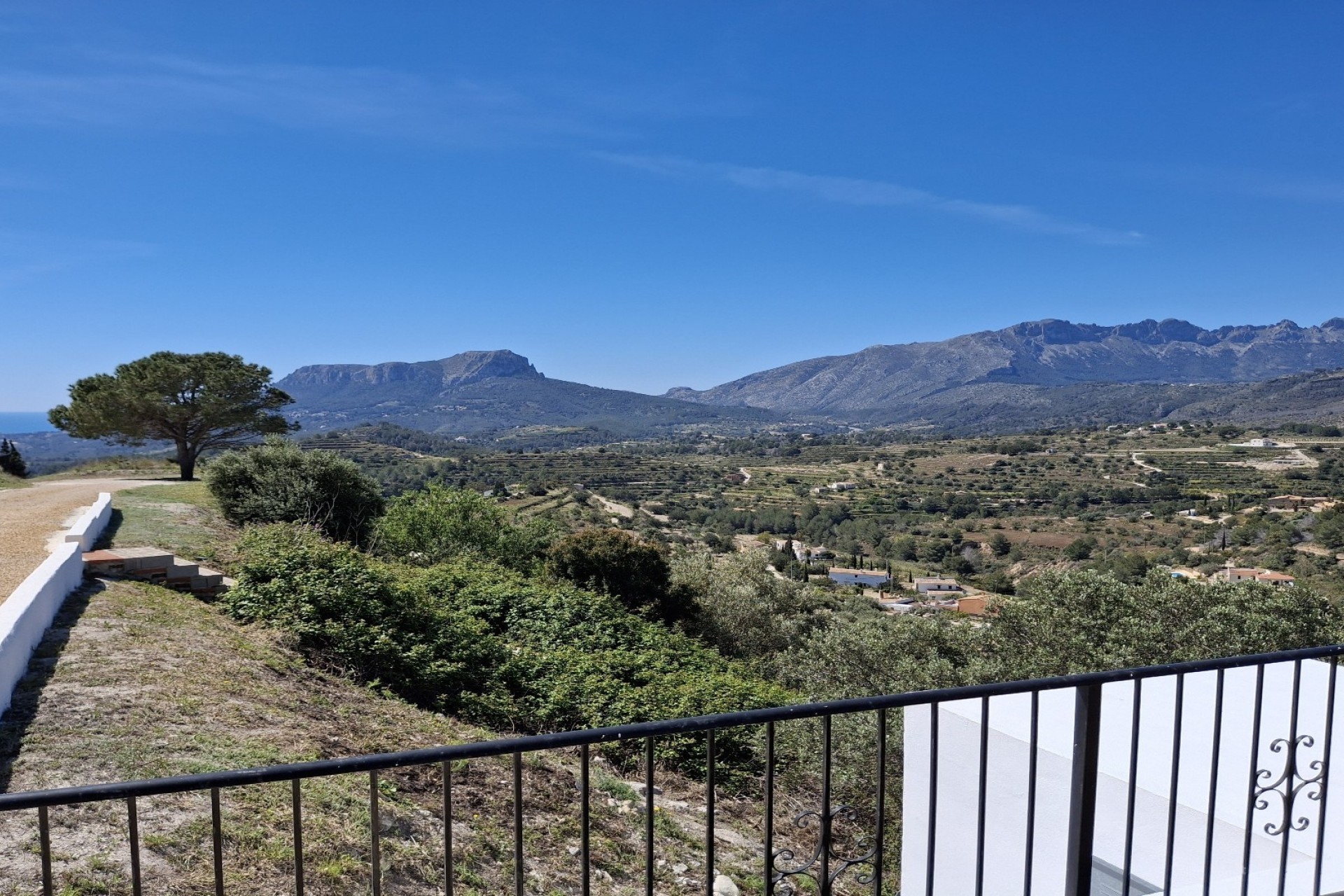 Zu verkaufen - Finca / Landgut -
Benissa