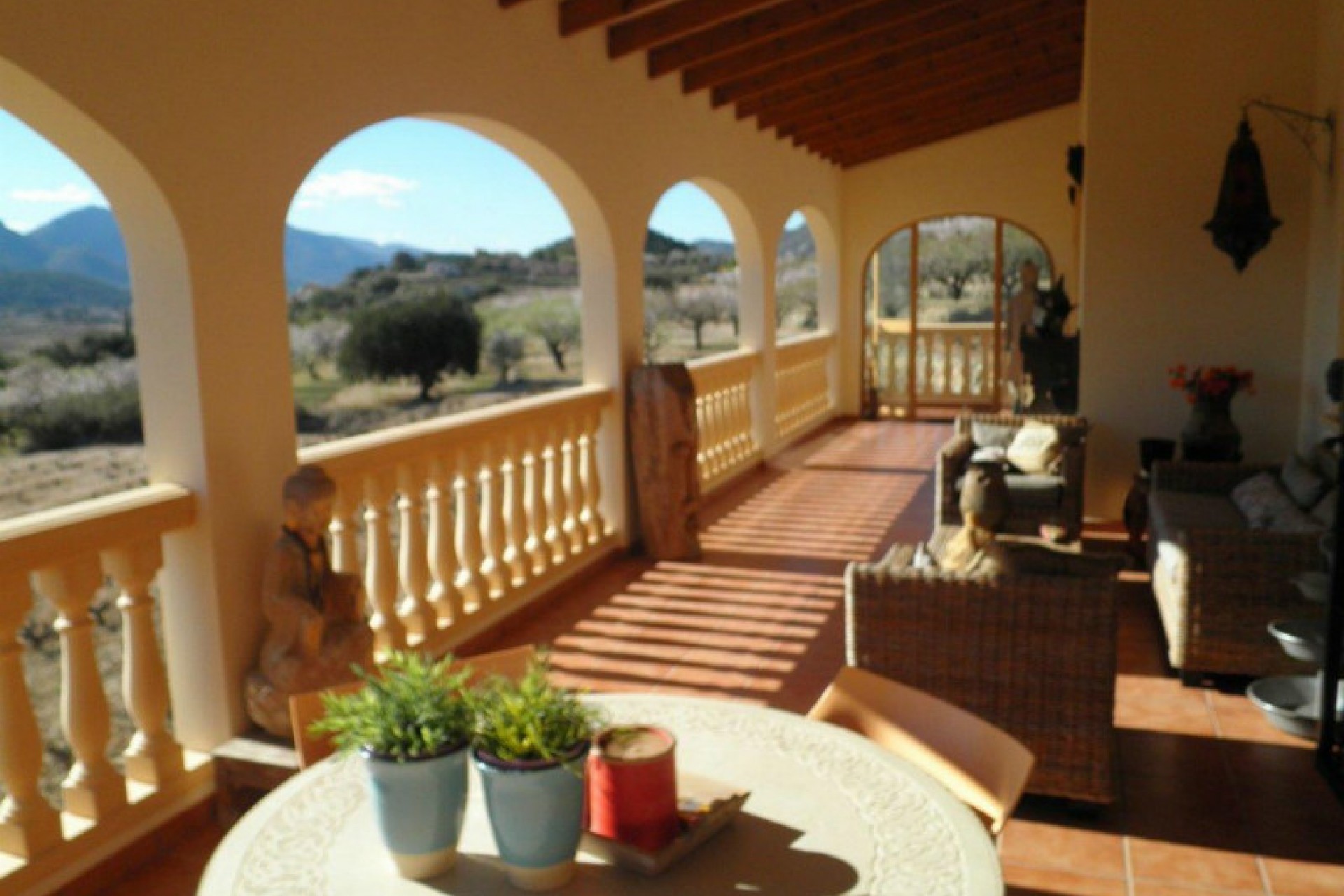 Zu verkaufen - Finca / Landgut -
Jalon