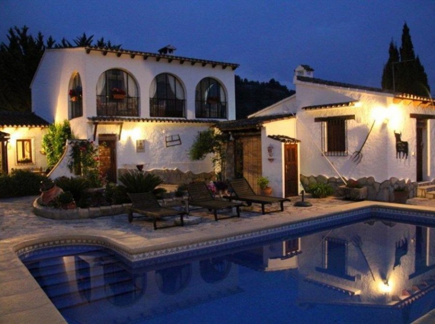 Zu verkaufen - Finca / Landgut -
Jalon