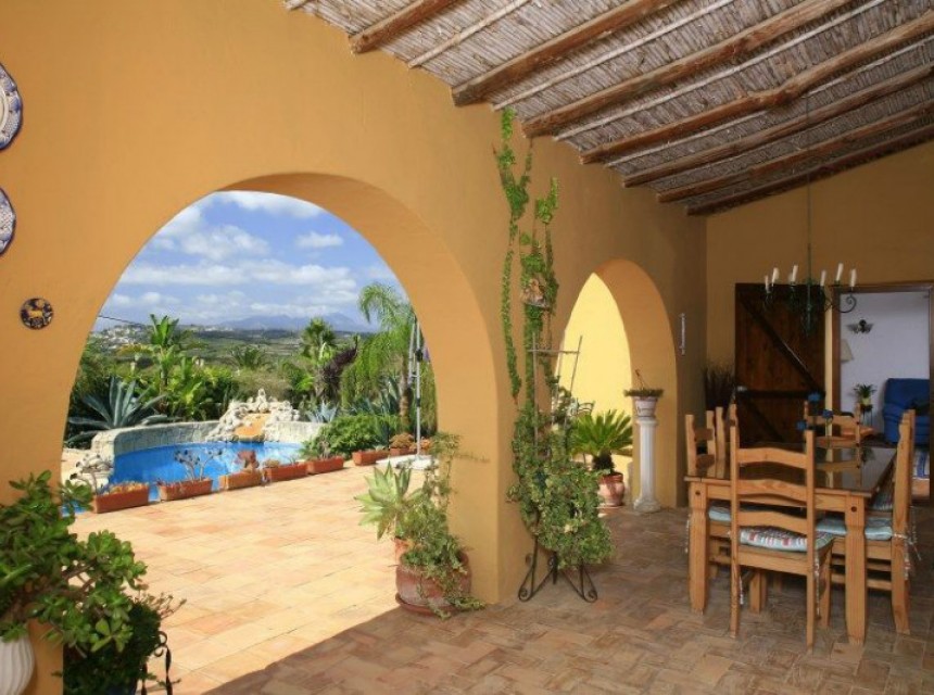 Zu verkaufen - Finca / Landgut -
Moraira