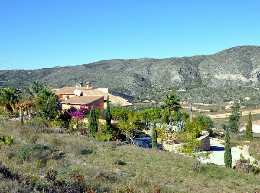 Zu verkaufen - Finca / Landgut -
Teulada