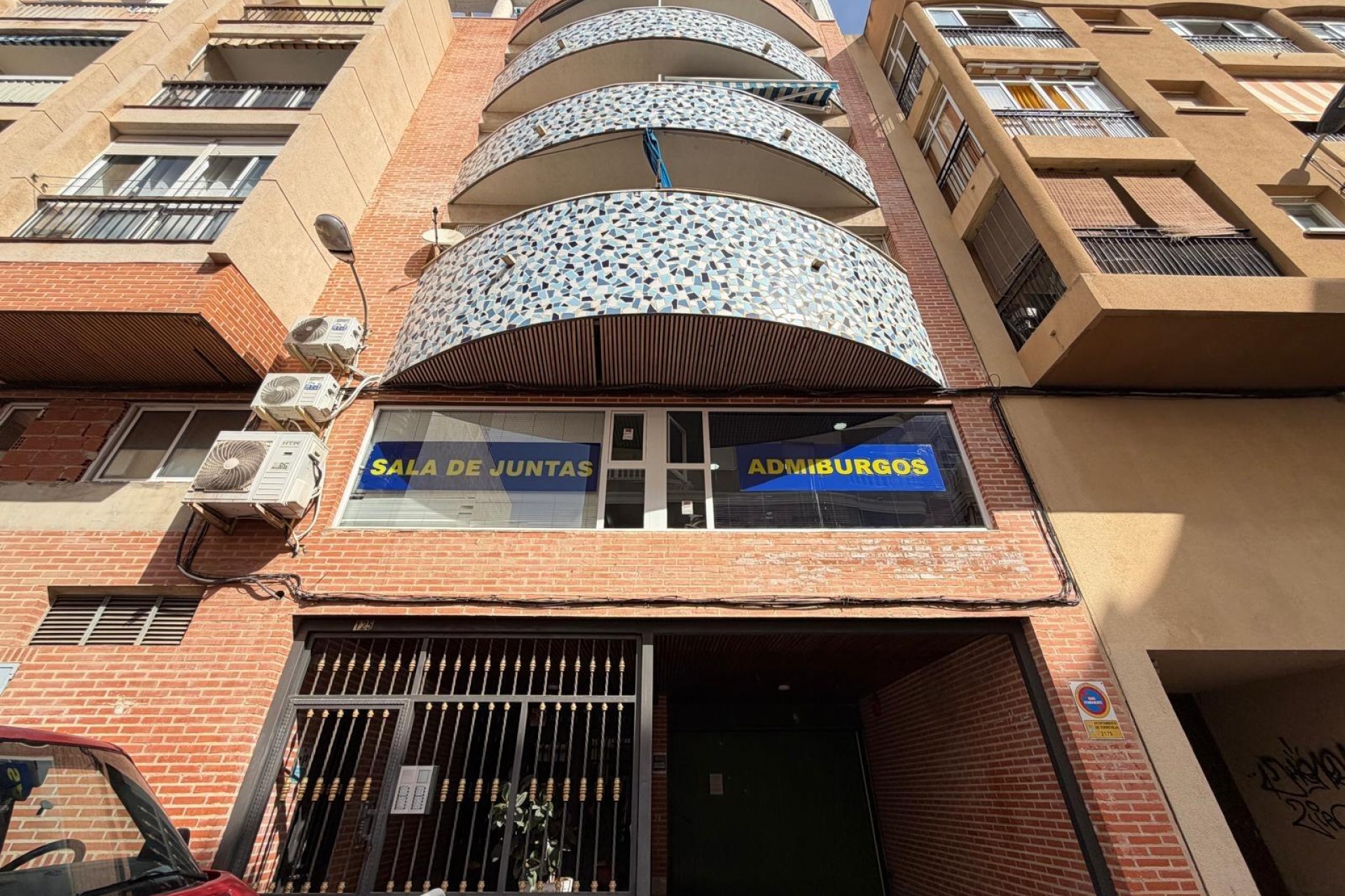Zu verkaufen - Garaje -
Torrevieja - Playa del cura
