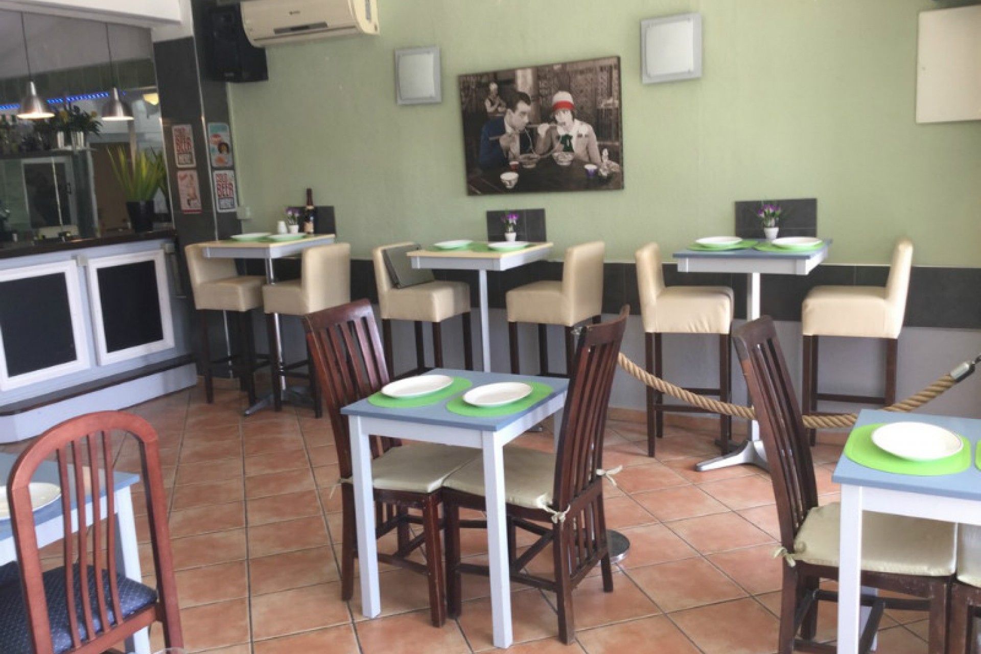 Zu verkaufen - Geschäftsräume -
Moraira - Paichi