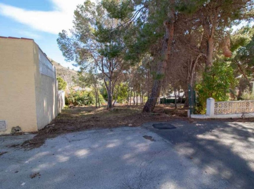 Zu verkaufen - Grundstücke -
Moraira