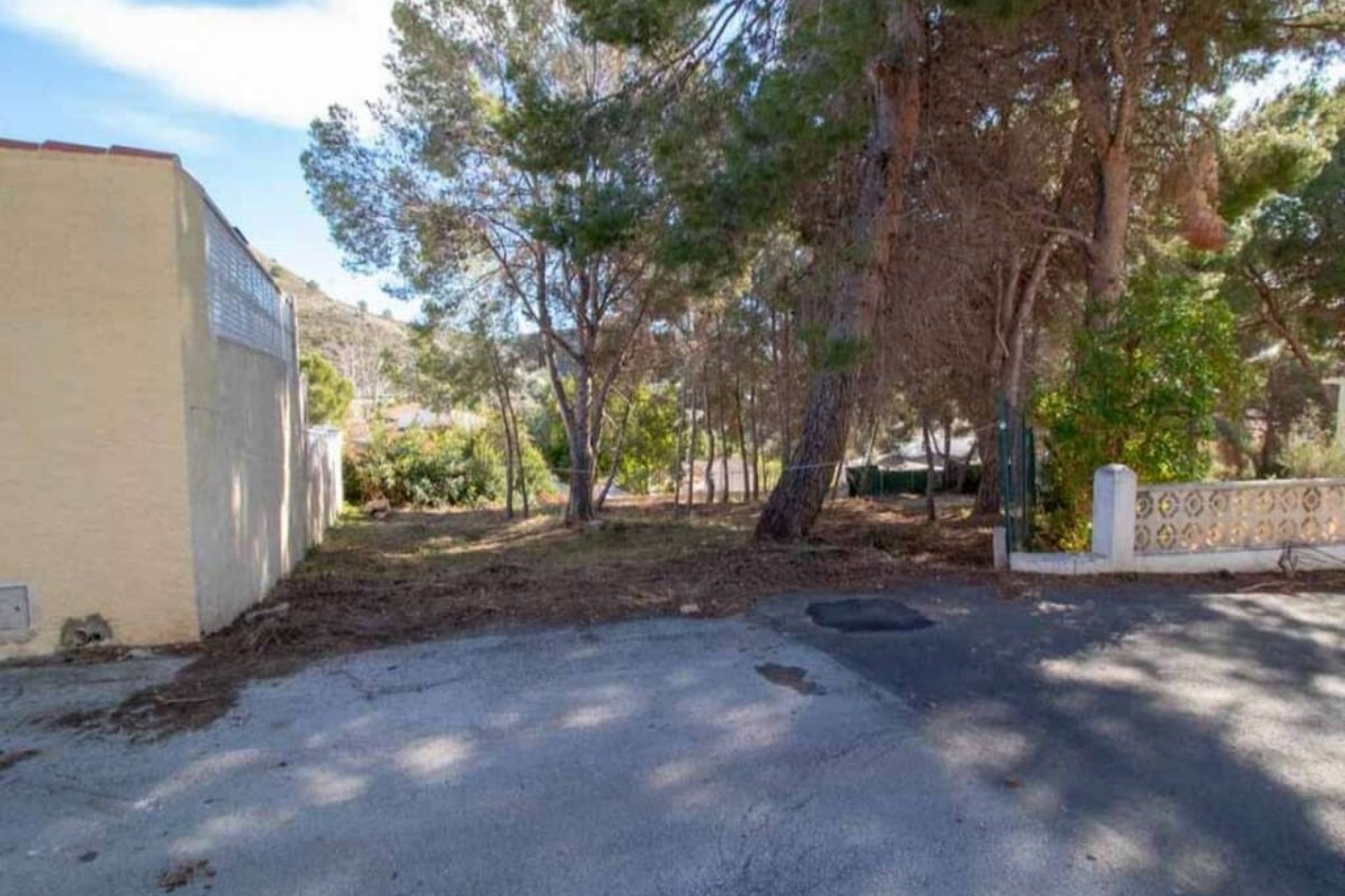 Zu verkaufen - Grundstücke -
Moraira