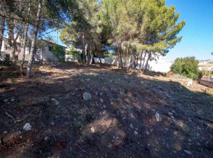 Zu verkaufen - Grundstücke -
Moraira