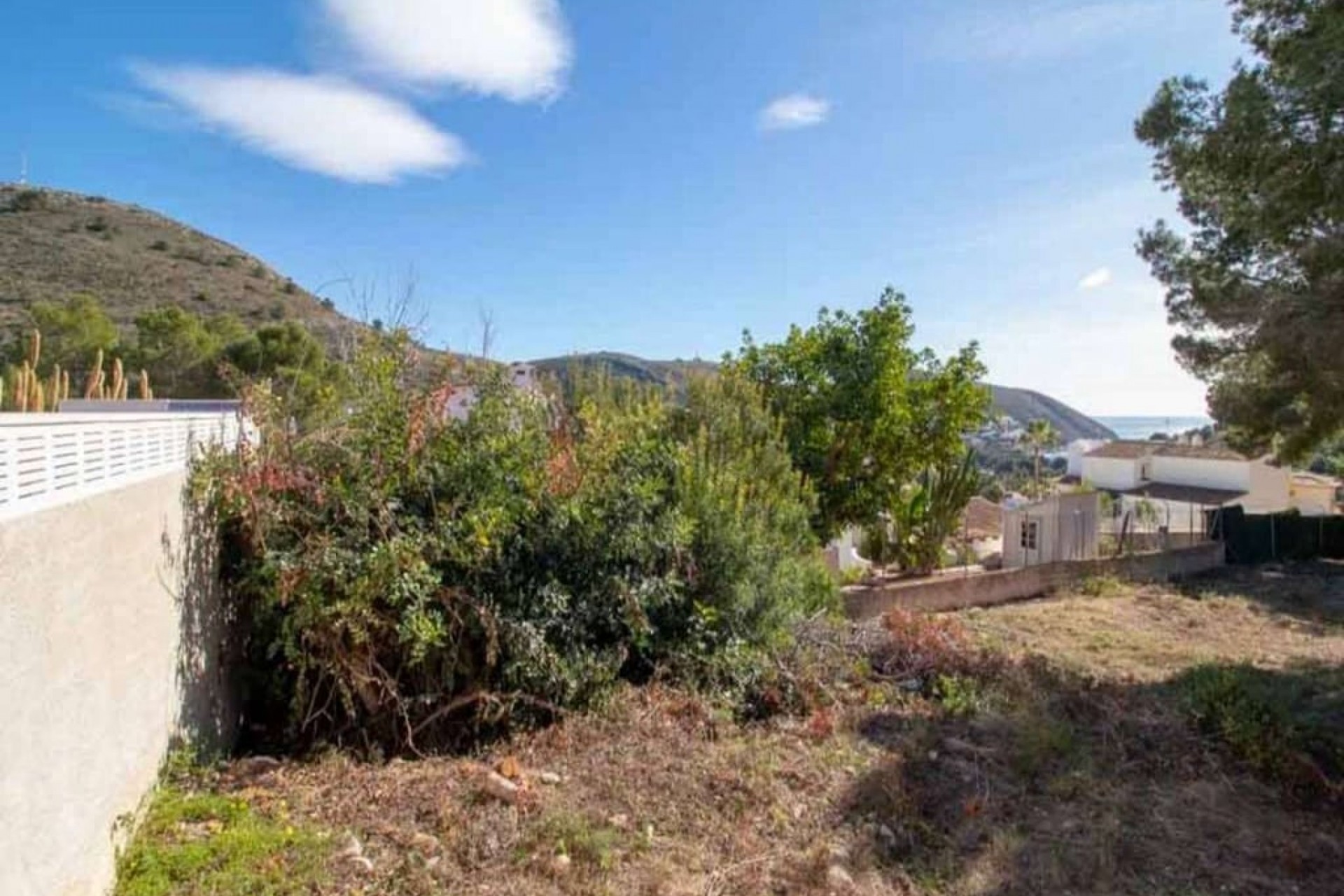 Zu verkaufen - Grundstücke -
Moraira