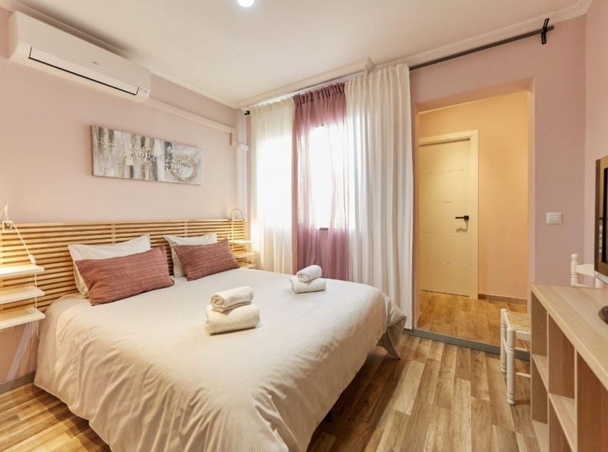 Zu verkaufen - Hostal -
Alicante - Carolinas bajas