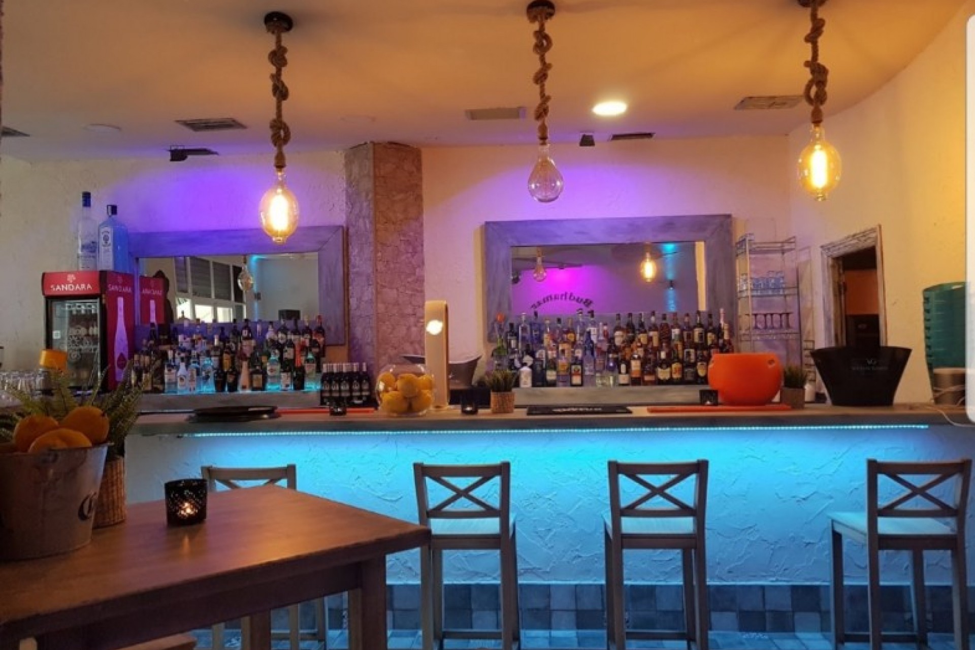 Zu verkaufen - Kommerziell -
Moraira - Stadtzentrum