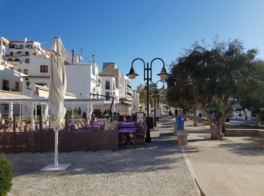 Zu verkaufen - Kommerziell -
Moraira - Stadtzentrum