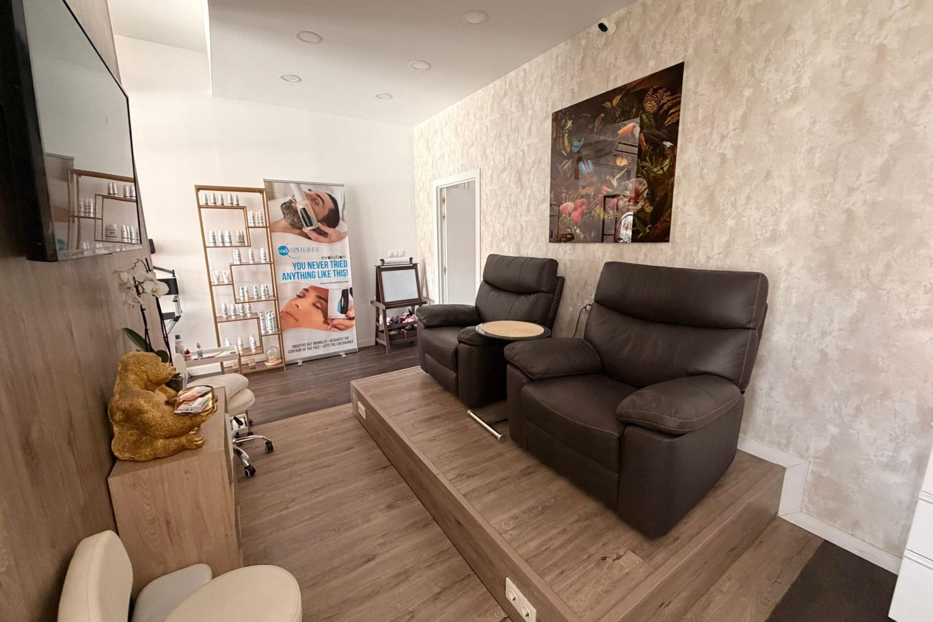 Zu verkaufen - Local comercial -
Orihuela Costa - Los Dolses
