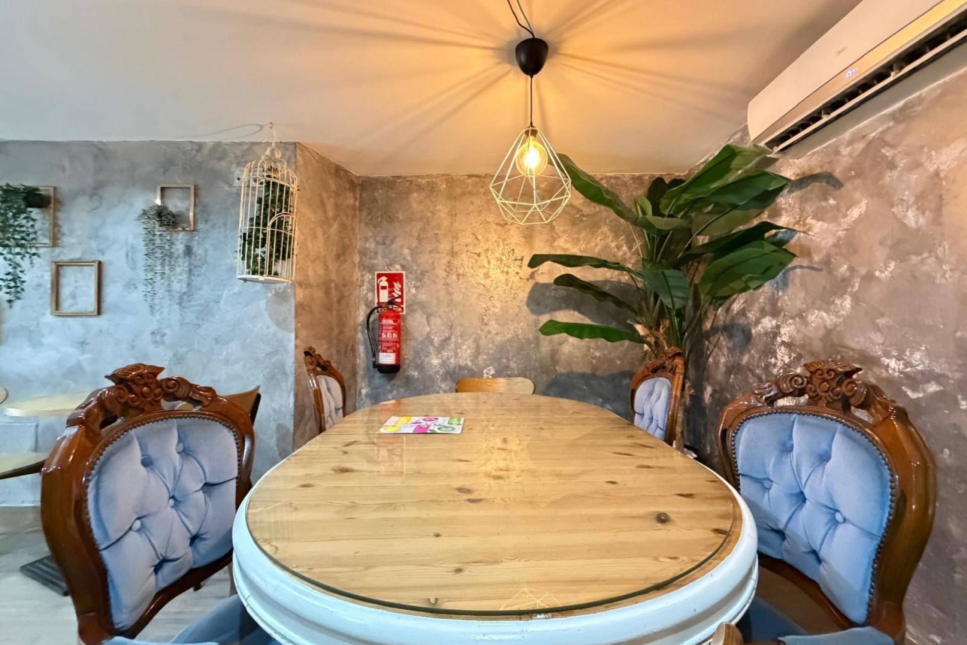 Zu verkaufen - Local comercial -
Torrevieja - Centro