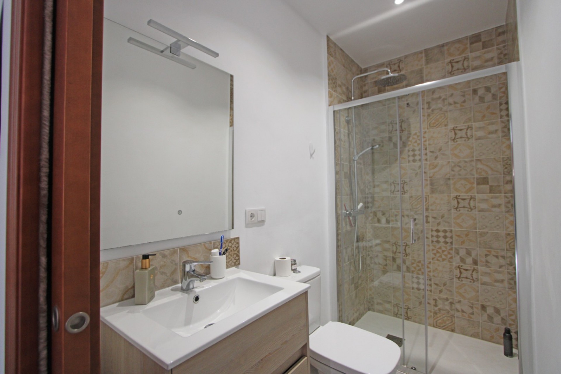 Zu verkaufen -  -
Orba