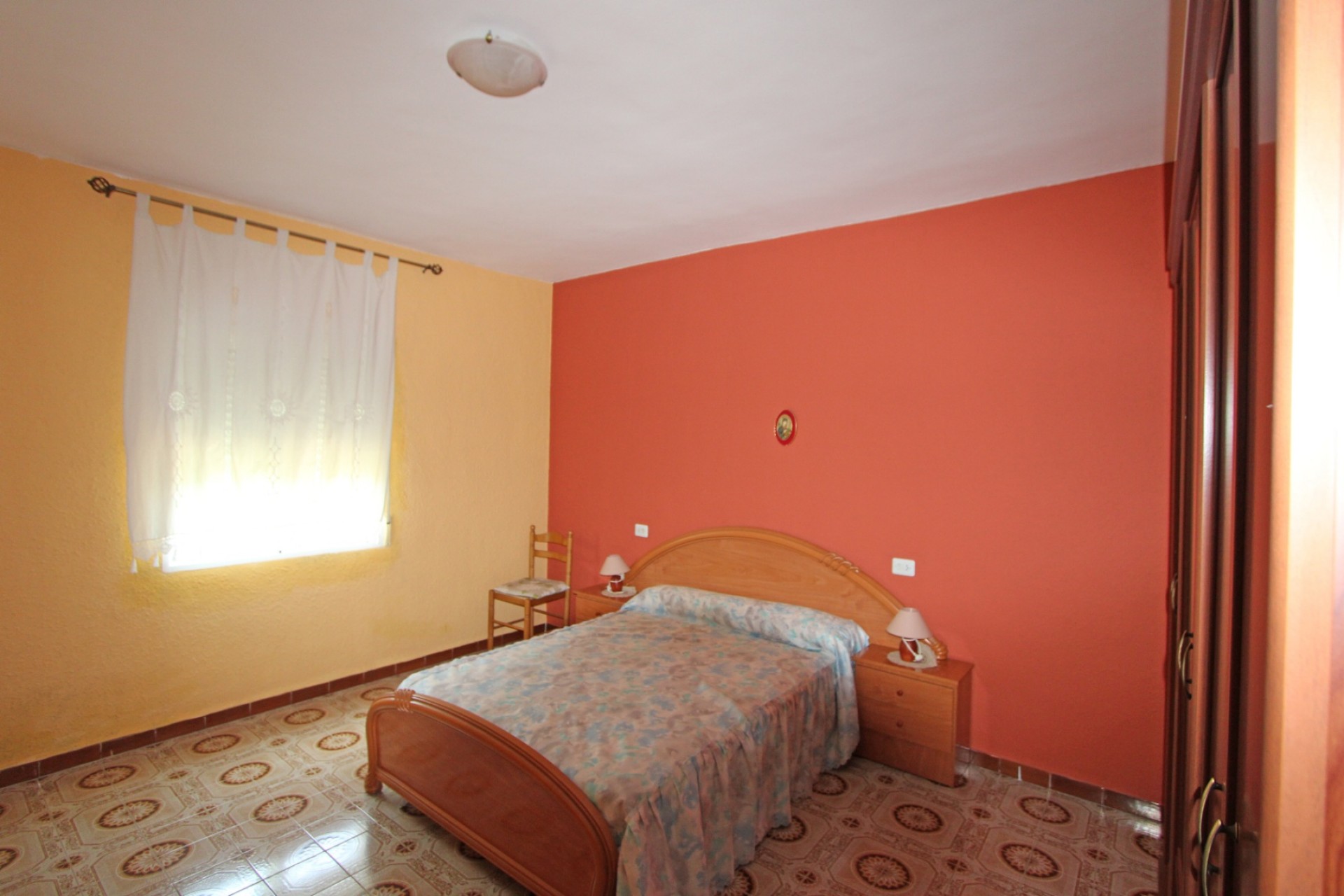 Zu verkaufen - Stadthaus -
Castell de Castells