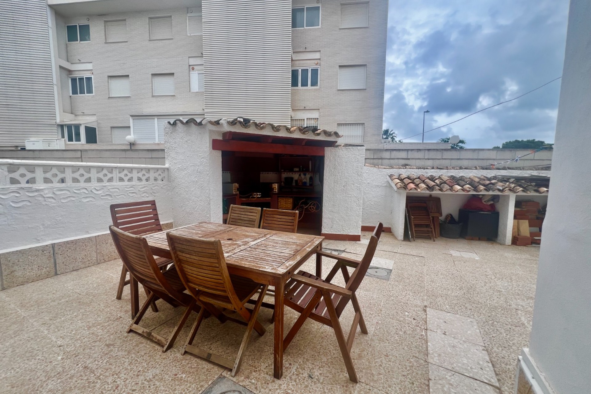 Zu verkaufen - Stadthaus -
Denia