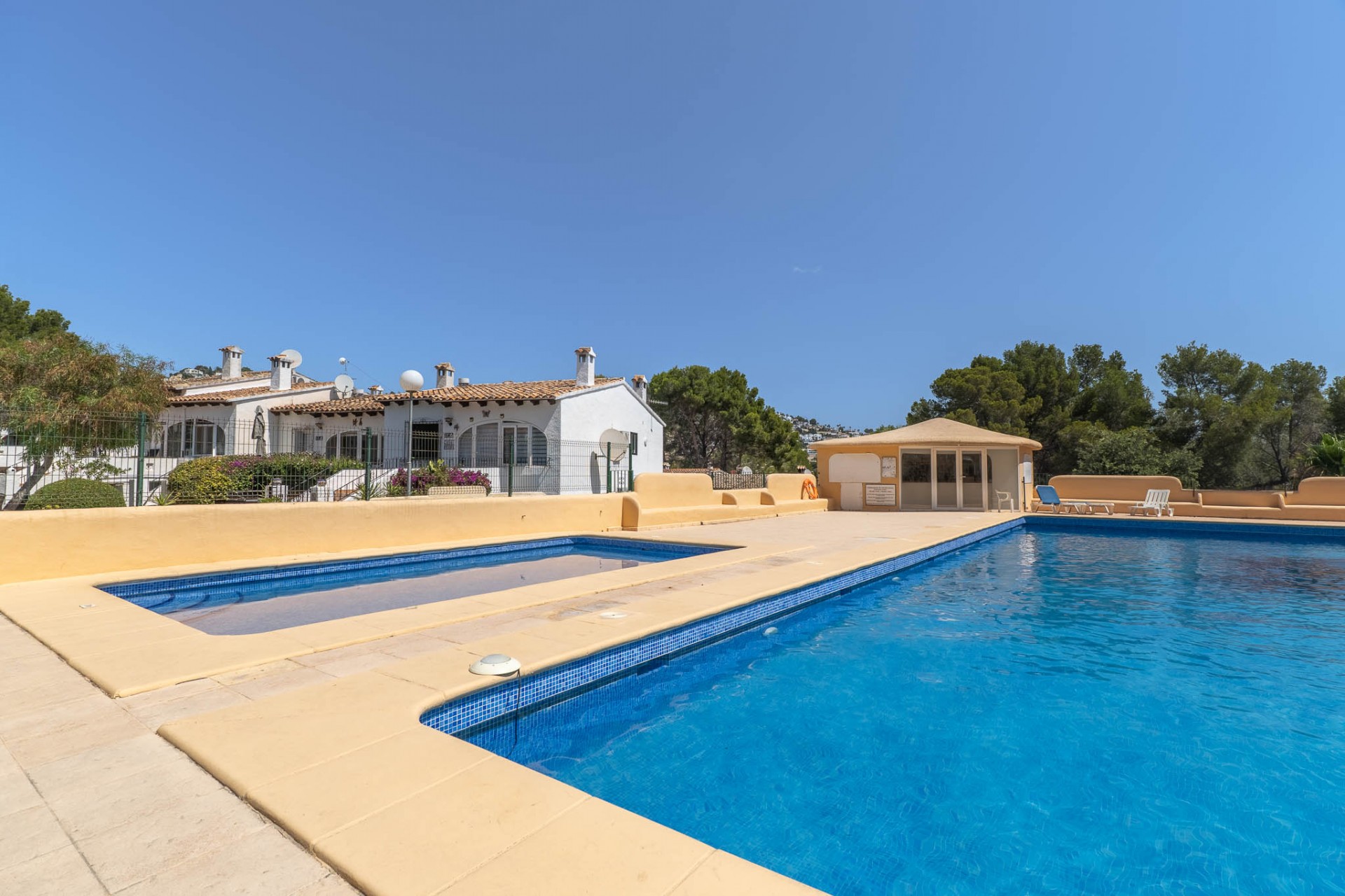 Zu verkaufen - Stadthaus -
Moraira