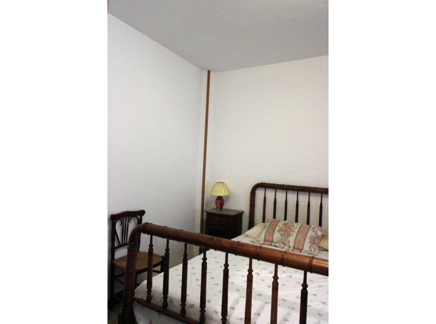 Zu verkaufen - Stadthaus -
Orba