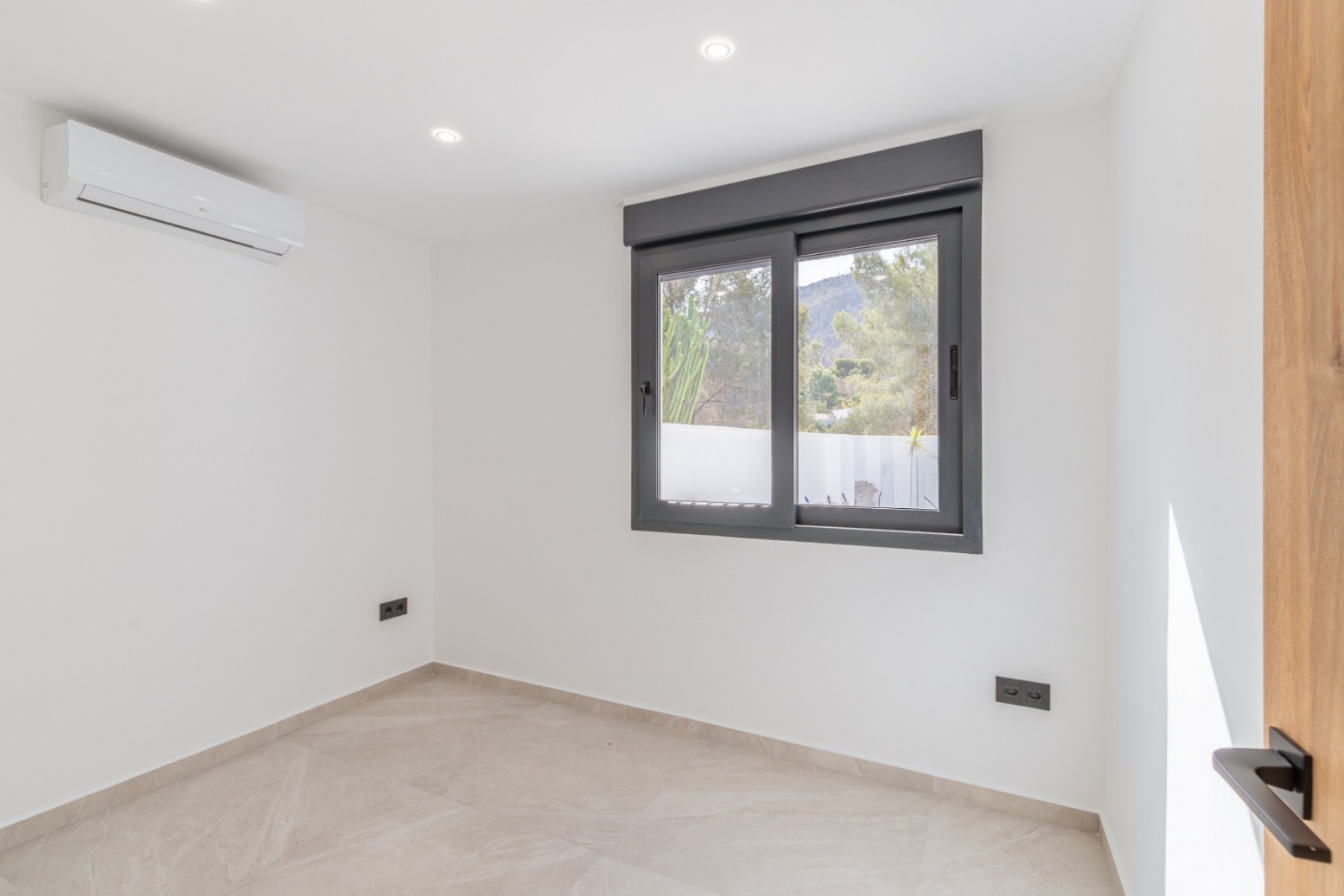 Zu verkaufen - Villa -
Albir - L'Albir