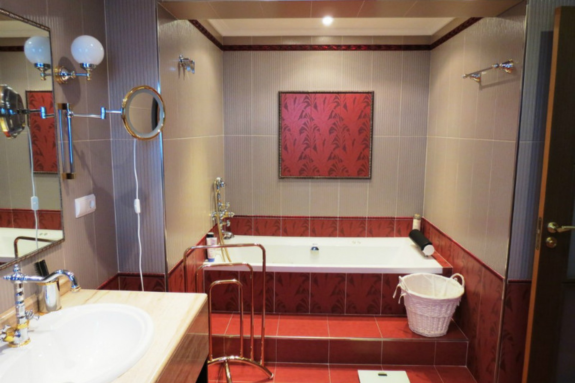 Zu verkaufen - Villa -
Albir