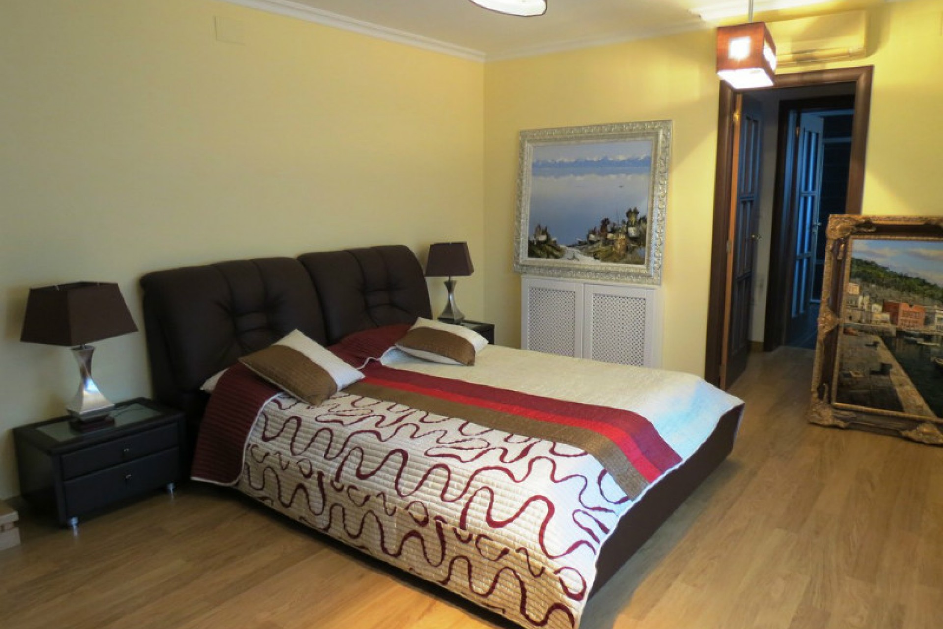 Zu verkaufen - Villa -
Albir