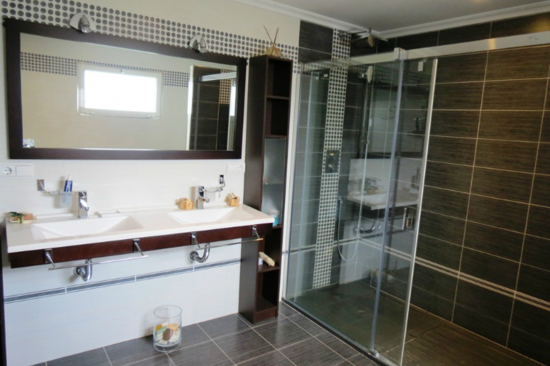 Zu verkaufen - Villa -
Albir