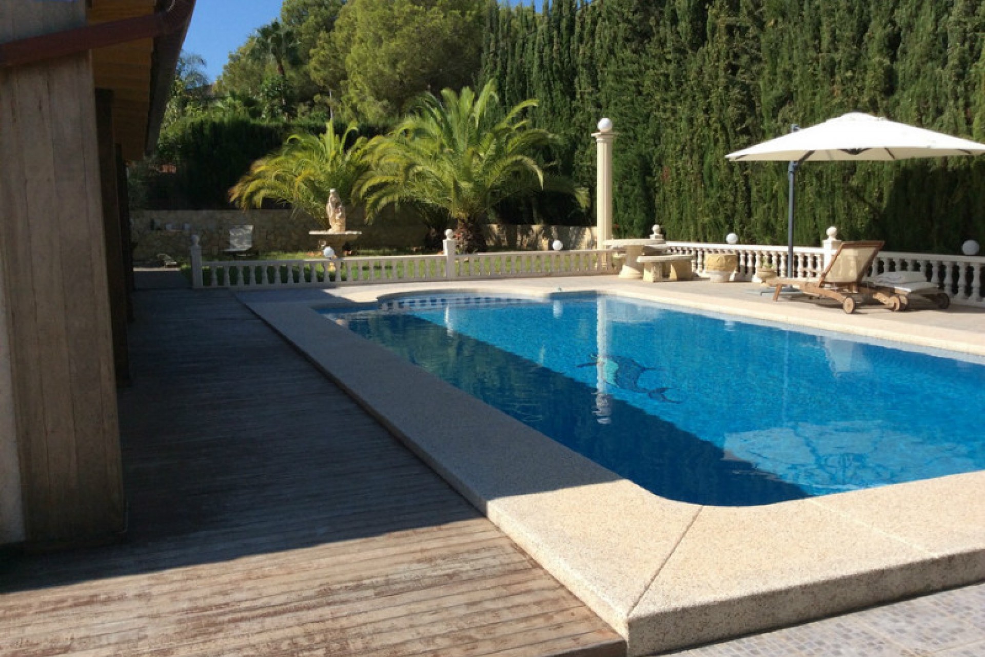 Zu verkaufen - Villa -
Albir