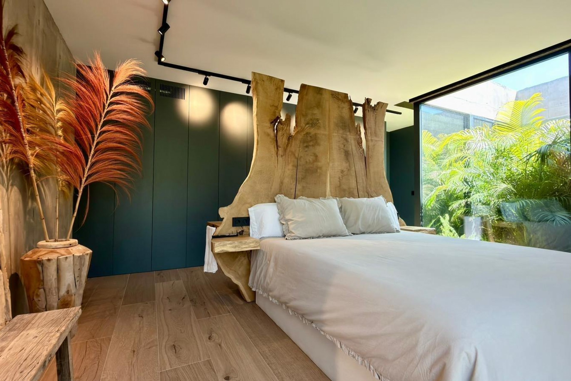 Zu verkaufen - Villa -
Alicante - Alicante Golf