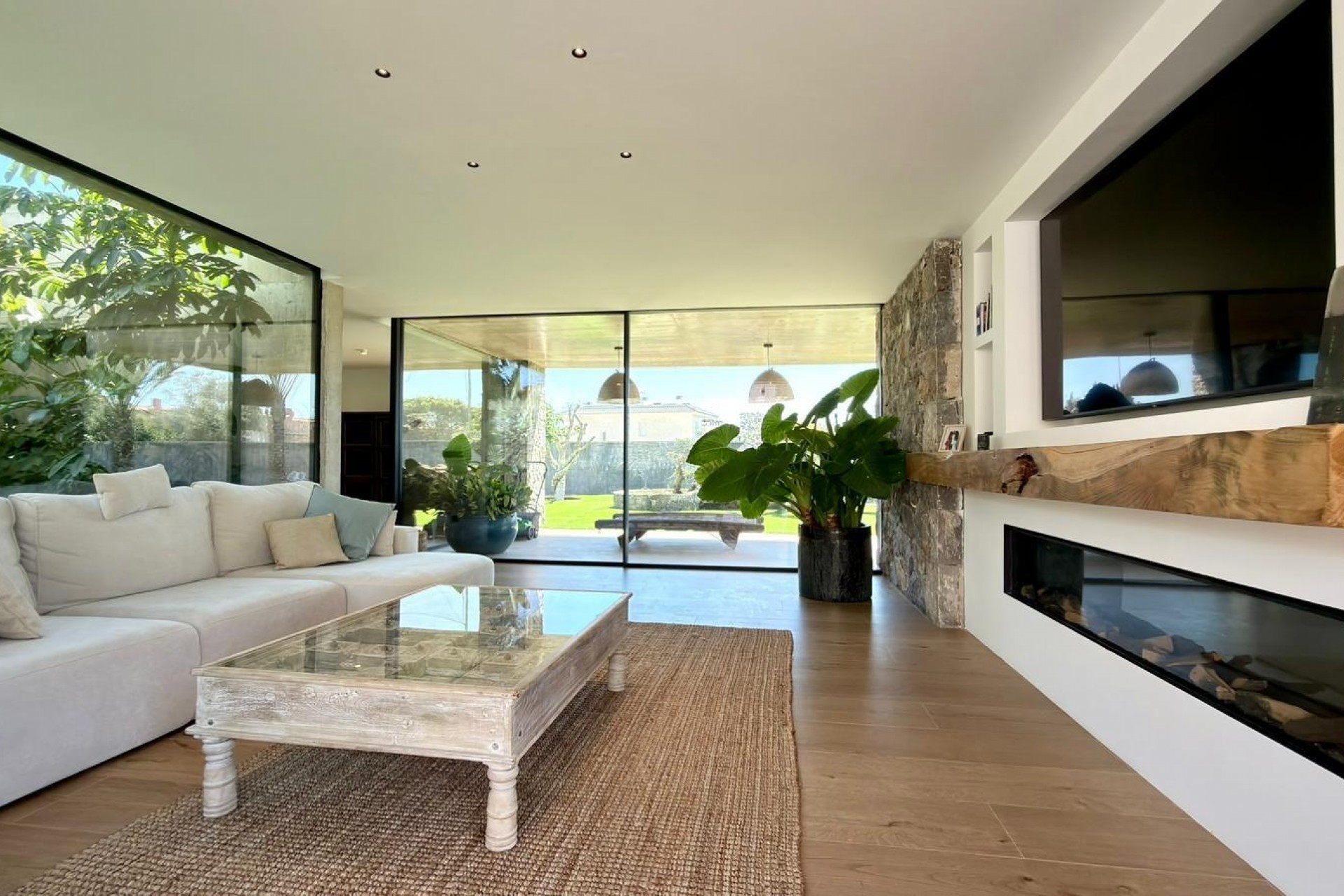 Zu verkaufen - Villa -
Alicante - Alicante Golf
