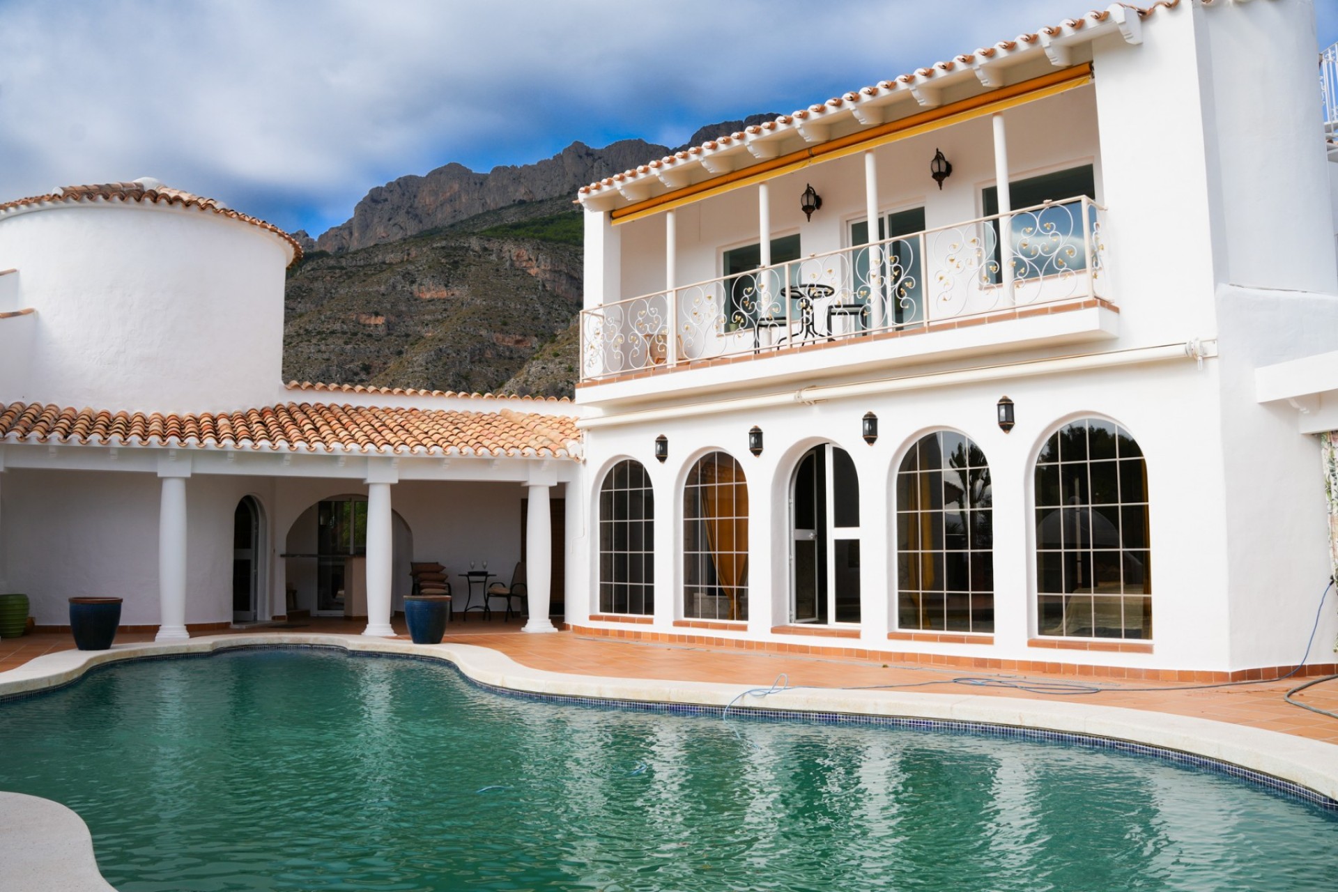 Zu verkaufen - Villa -
Altea