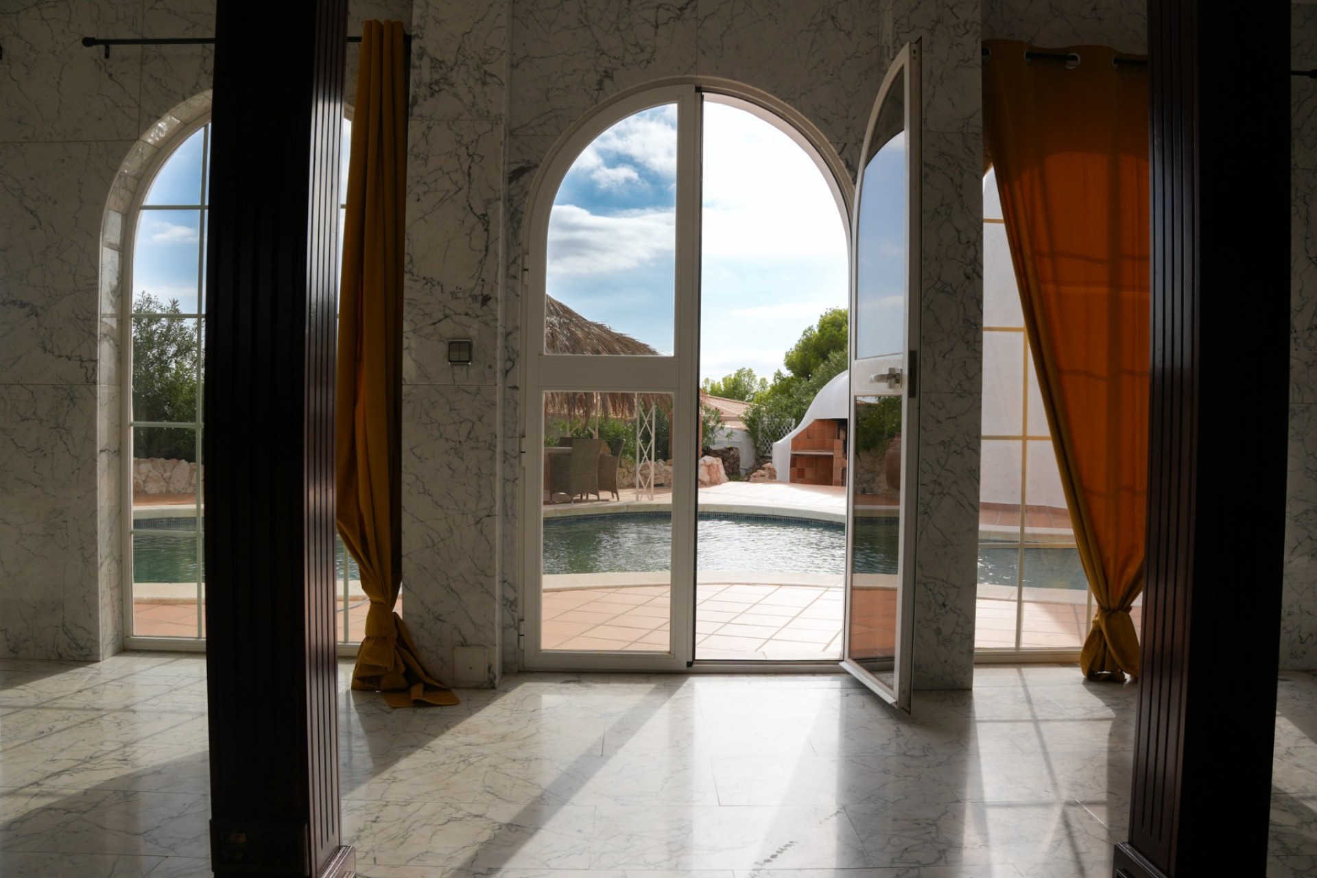 Zu verkaufen - Villa -
Altea