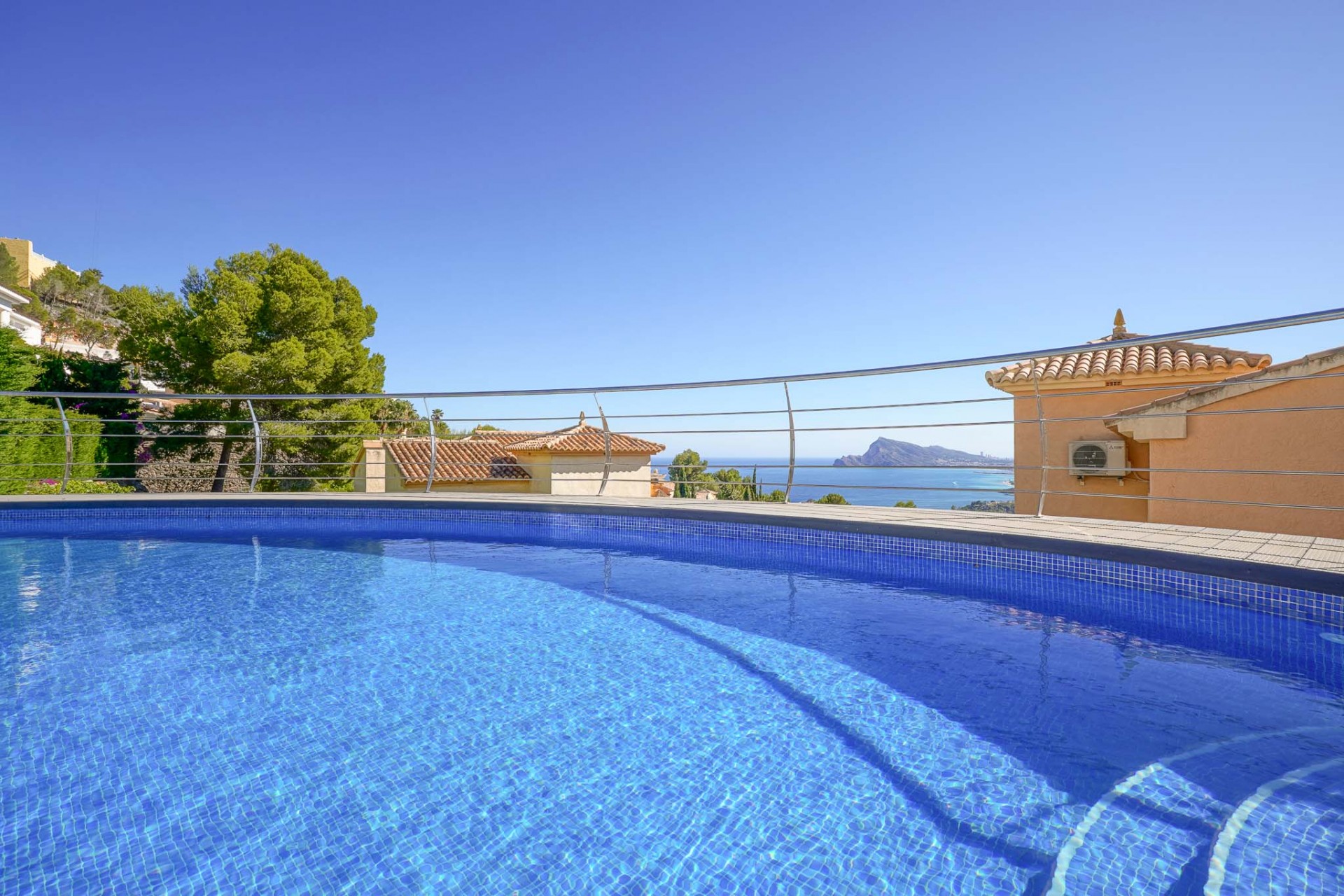 Zu verkaufen - Villa -
Altea