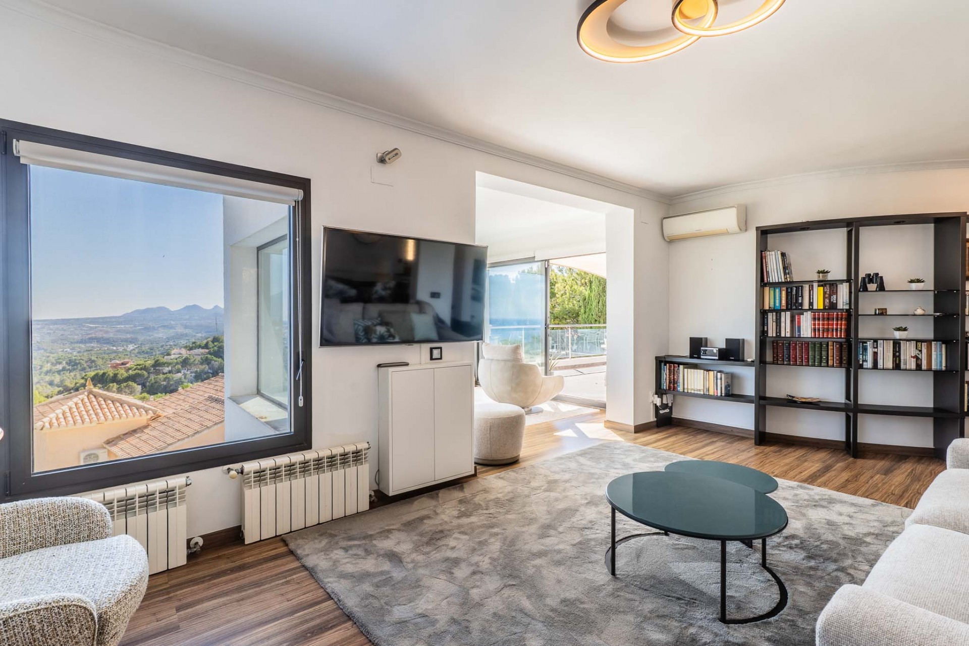 Zu verkaufen - Villa -
Altea