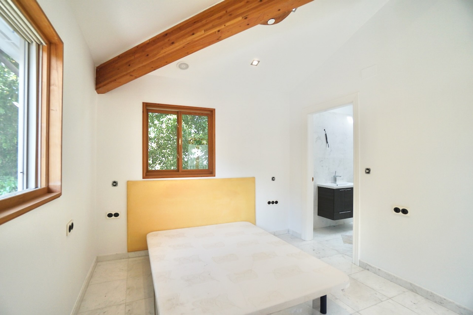 Zu verkaufen - Villa -
Benahavís - El Paraiso Alto